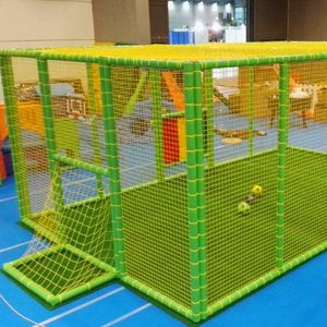 terrain de football modulable pour tout-petits