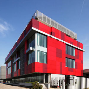 bardage en composite / en aluminium / lisse / en panneaux