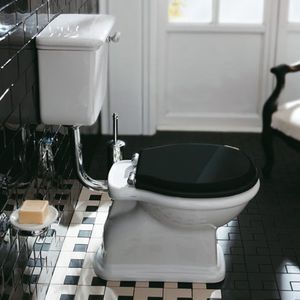 WC à poser / en céramique / avec chasse d'eau en hauteur / avec manette