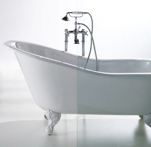 baignoire sur pieds / ovale / en fonte / en porcelaine