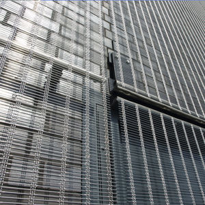 bardage en grille / en acier inoxydable / texturé / translucide