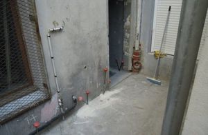système d'injection de résine expansive / pour stabilisation de bâtiment