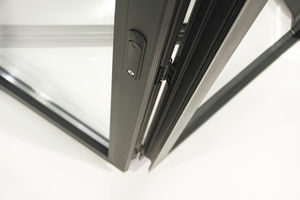 porte intérieure / pliante / en aluminium / à coupure thermique