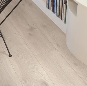 sol stratifié en chêne / flottante clic / aspect bois / pour le tertiaire