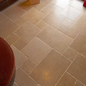 carrelage d'intérieur / au sol / en pierre naturelle / poli