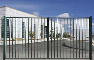 portillon en métal