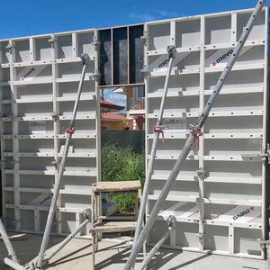 coffrage modulaire / en polypropylène / en aluminium / pour mur