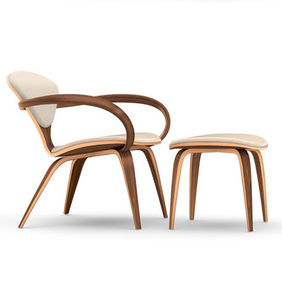 fauteuil design organique / en noyer / avec accoudoirs / avec repose-pieds