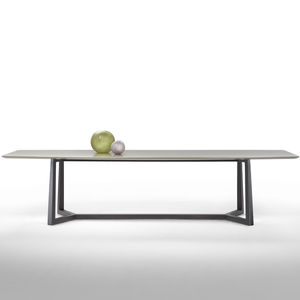 table à manger contemporaine / en verre / en métal / en marbre