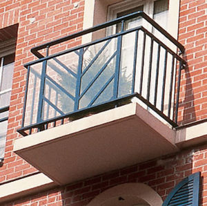 garde-corps d'extérieur / en aluminium / à panneaux en verre / à barreaux