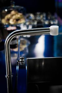 mitigeur en inox / de cuisine / 2 trous / avec douchette