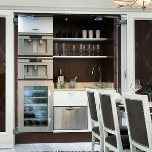 cuisine contemporaine / en bois / dissimulée / avec poignées