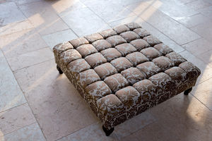 pouf contemporain / en tissu / carré / avec revêtement amovible