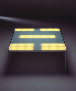 table basse contemporaine / en métal / carrée / lumineuse