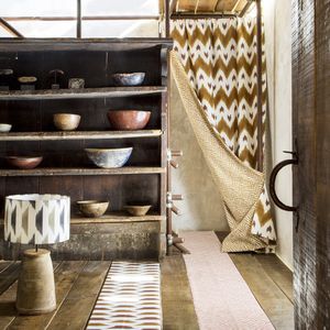 tissu d'ameublement / pour rideaux / à motif / en coton