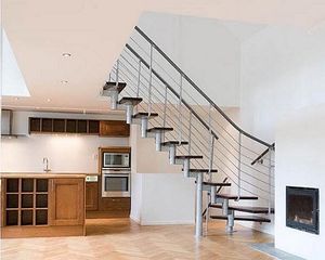 escalier quart tournant / structure en acier inoxydable / marche en bois / sans contremarche