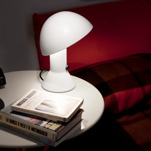 lampe de table / design original / en aluminium / en résine