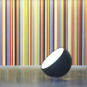 lampe de sol / contemporaine / en métal peint / en méthacrylate