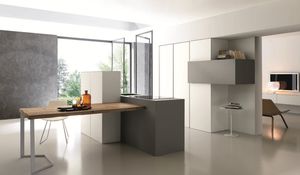 cuisine contemporaine / en stratifié / avec îlot / laquée