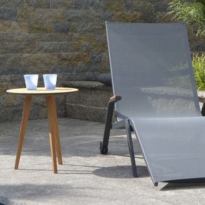 table d'appoint contemporaine / en teck / ronde / de jardin