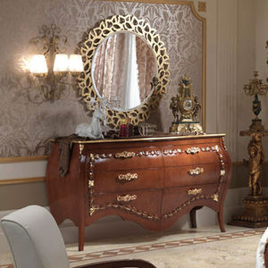 commode de style / en bois / en bois laqué / blanche