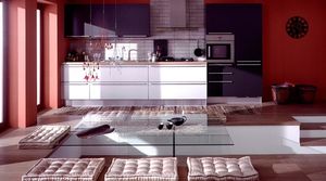 cuisine contemporaine / en aluminium / stratifiée