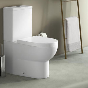 toilettes à poser / monobloc / en céramique