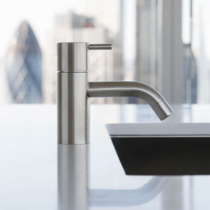 mitigeur pour vasque / en métal / 1 trou / économiseur d'eau