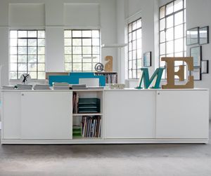 armoire de classement basse / haute / en bois / avec porte battante