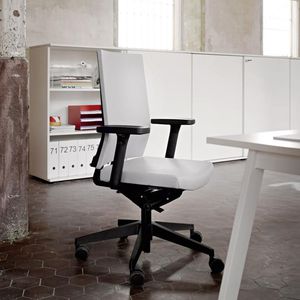 fauteuil de bureau contemporain / en tissu / à roulettes / piètement étoile