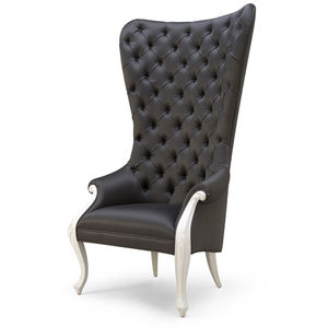 fauteuil de style / en cuir