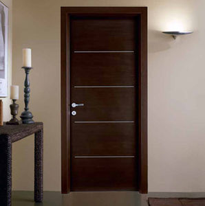 porte d'intérieur / battante / en bois / en stratifié