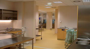 revêtement de sol époxy / pour hôpital / brillant / aspect béton