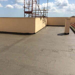 système d'étanchéité en élastomère / pour toiture-terrasse / pour balcon / liquide