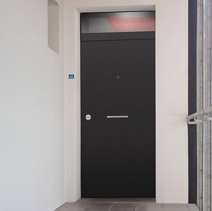 porte d'entrée / battante / en acier / en MDF