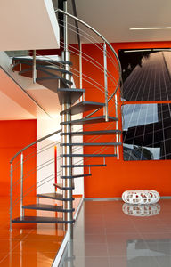 escalier circulaire / structure en acier inoxydable / marche en bois / sans contremarche
