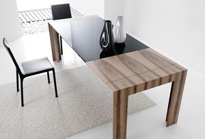 table contemporaine / en verre / en chêne / en noyer