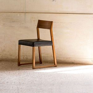 chaise contemporaine / luge / tapissée / en chêne