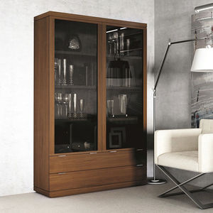 vitrine contemporaine / en verre / en bois / en métal