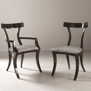 chaise de style / tapissée / avec accoudoirs / en tissu