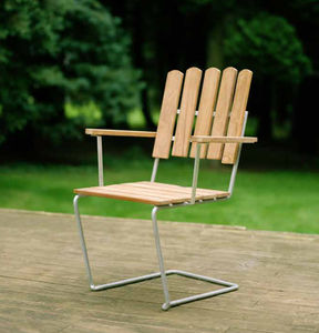 chaise de jardin classique / avec accoudoirs / empilable / cantilever