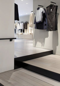sol en bois / professionnel / lisse / aspect bois