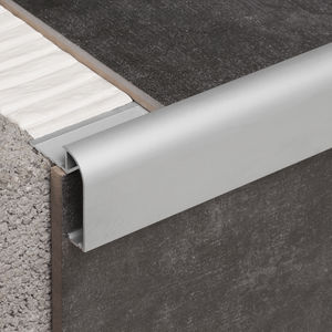 profilé de finition en aluminium / pour façade