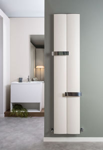 radiateur à eau chaude / en aluminium / contemporain / de salle de bain