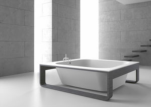 baignoire sur pieds / carrée / en Solid Surface