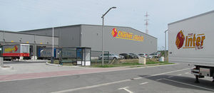 bâtiment préfabriqué / modulaire / pour stockage / à usage industriel