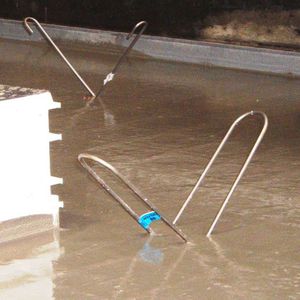 système de fixation en acier inoxydable / pour panneaux / pour bardage