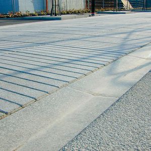 caniveau de voirie / en béton / plat / avec pente