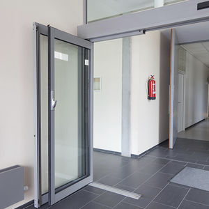 porte d'entrée battante / en verre / de sécurité