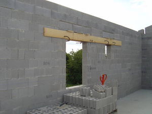 bloc de béton plein / pour mur porteur / pose à joint mince